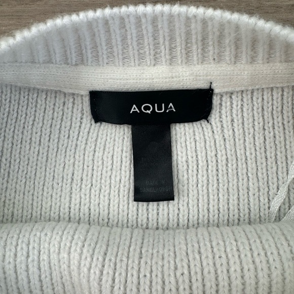 Aqua | Cropped Knit Sweater - Picture 2 of 5